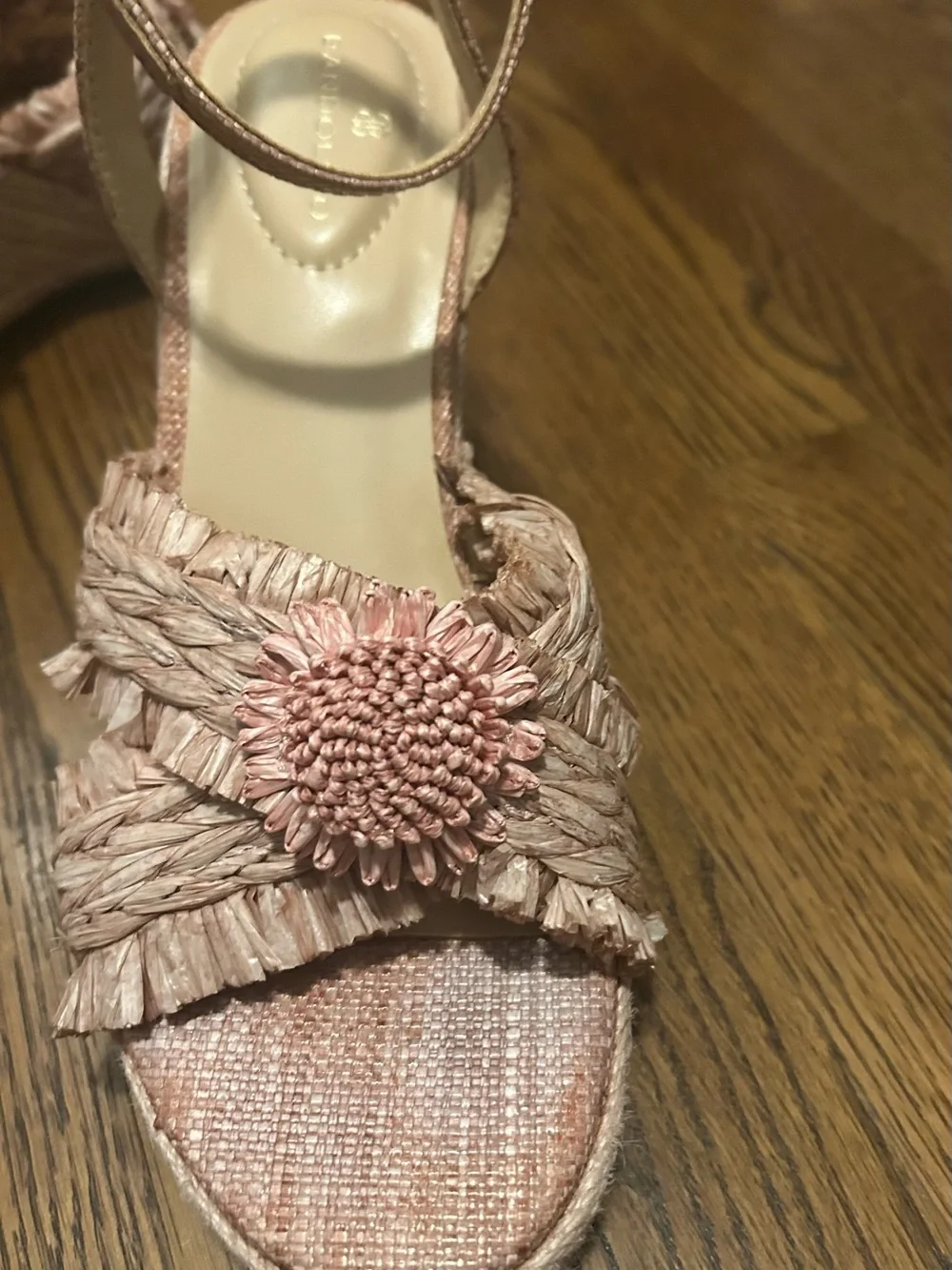 Bandolino chic blush